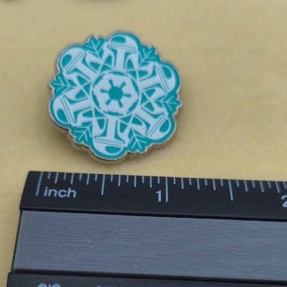 Disney Character Enamel Pins Lot Of 10 - Picture 7 of 12